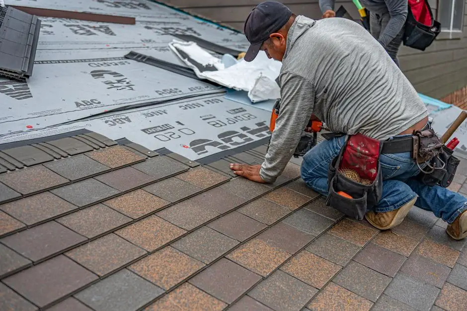 Roof Leak Repair in Compton, California